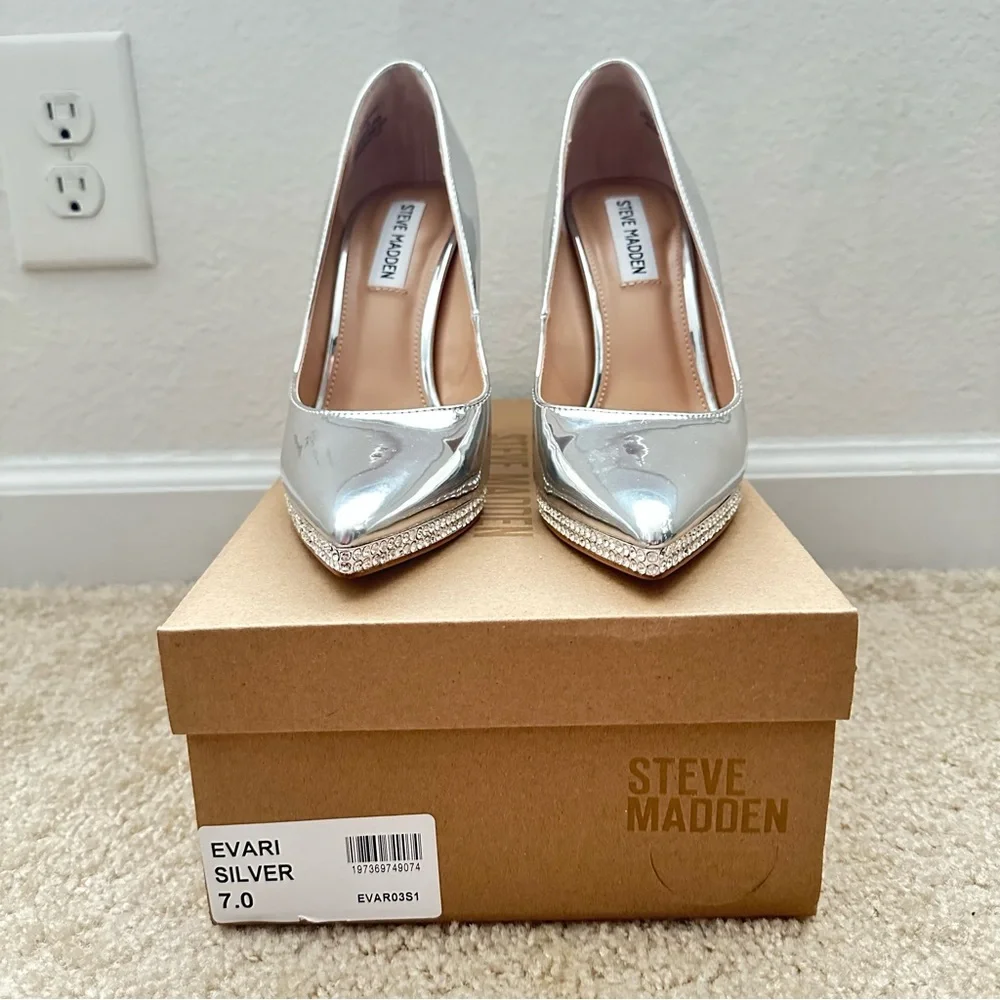 Silver Shiny Party Heels Steve Madden - Picture 4 of 8